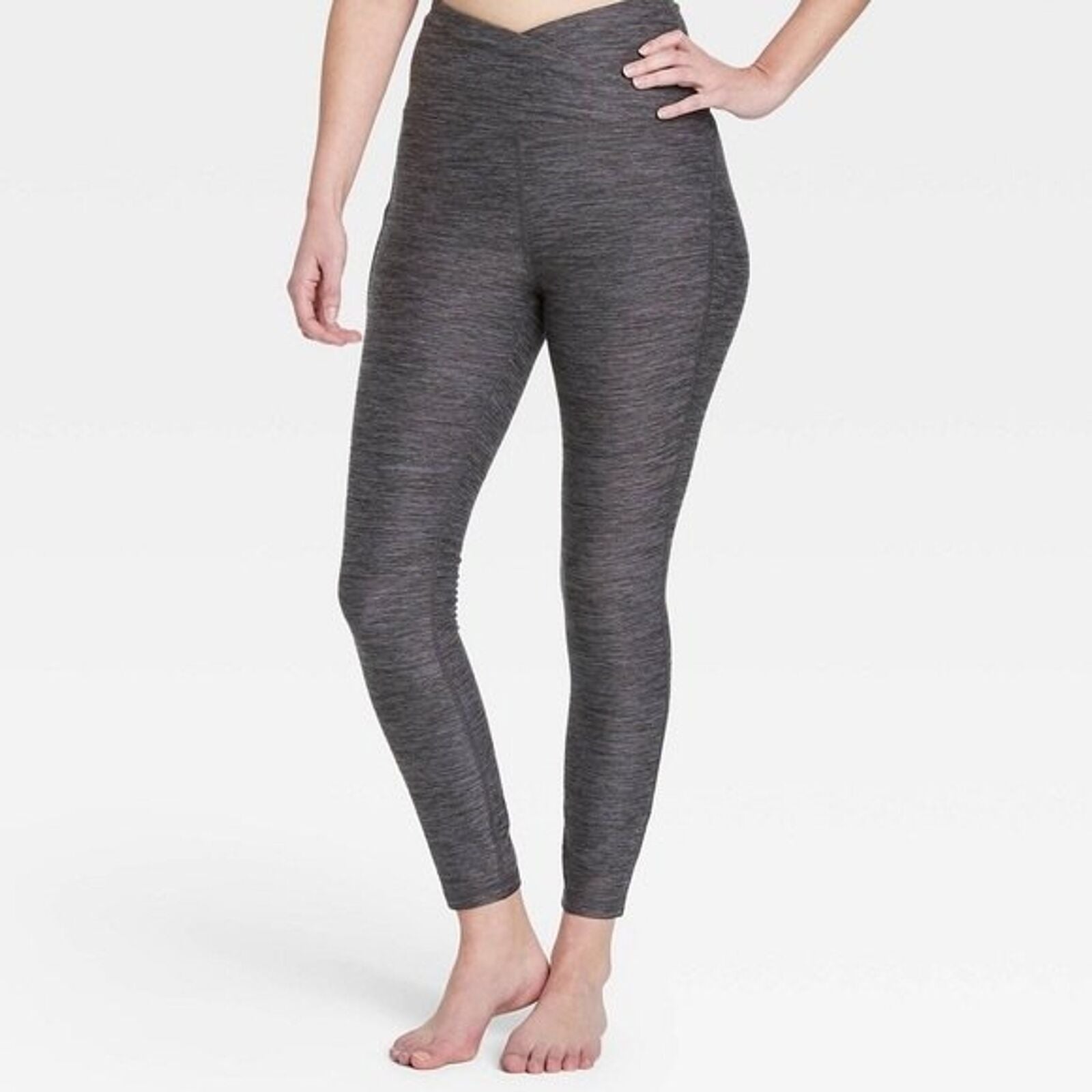 All in Motion Gray Leggings XS Curvy NEW Pocket Cropped Yoga Athleisure Gym