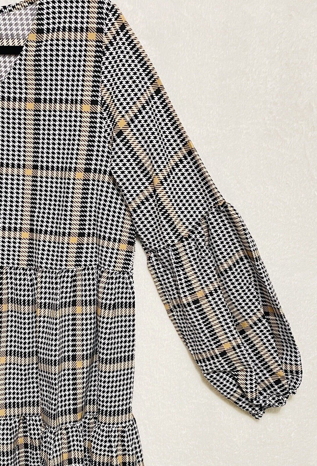 Houndstooth Plaid Size L Lightweight Swing Shift Dress Long Sleeve V Neck Tunic