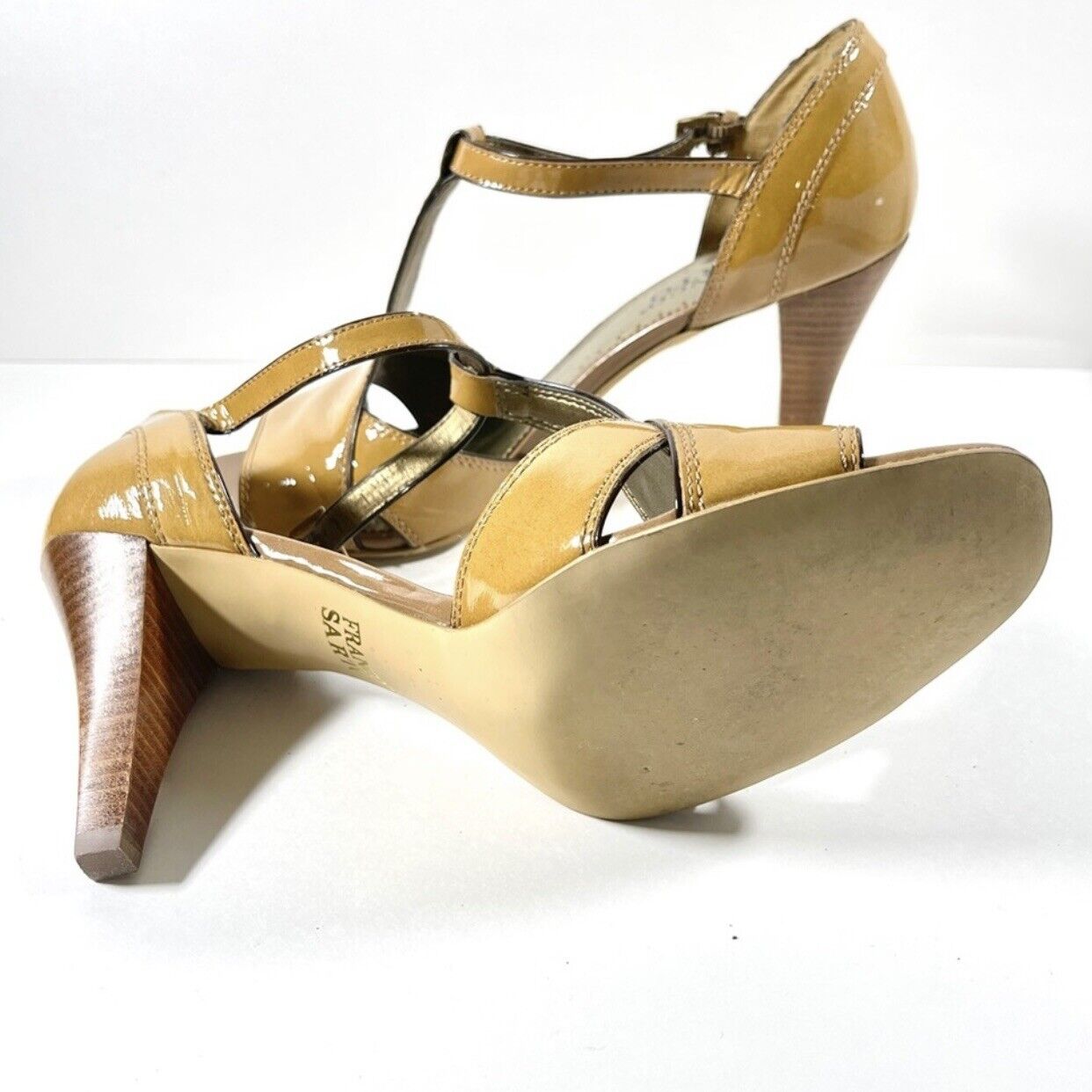 Franco Sarto Womens T-Strap Brown Patent Leather Dress Pumps Shoes Medium Sz 9.5
