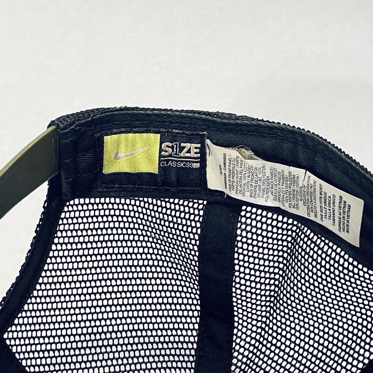 Nike Classic 99 Snapback Mesh Green 6 Panel Patch Hat Cap Trucker Adjustable
