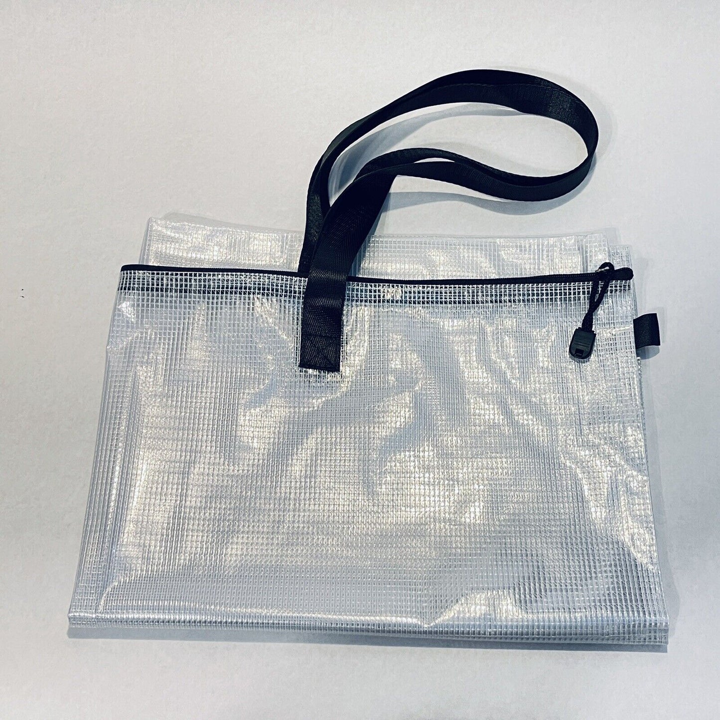 Poster Board Storage Bag 19x25 Art Portfolio Waterproof Vinyl Nylon Handles Zip