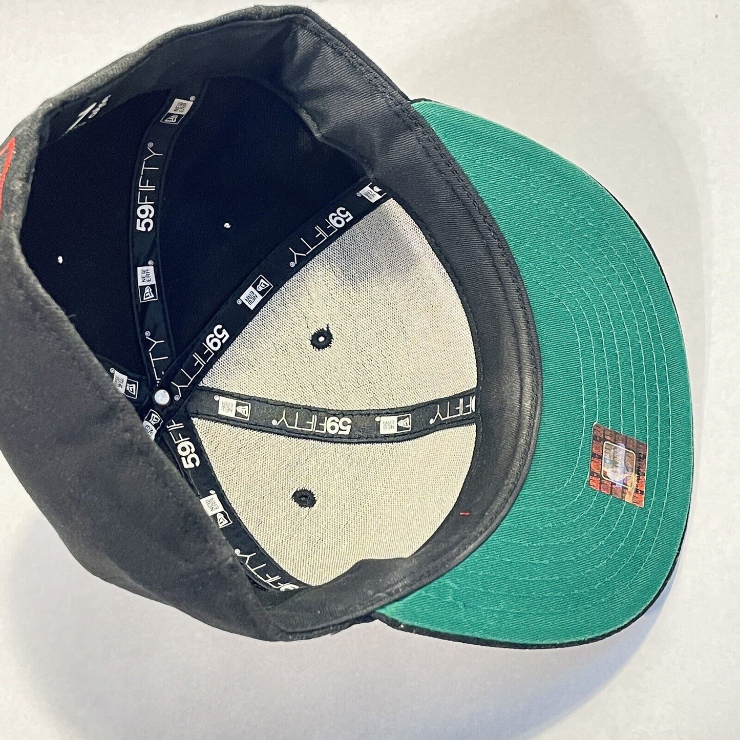 Miami Heat Hat New Era 9FIFTY Fitted Cap 7 5/8 Black Red NBA Basketball Mens