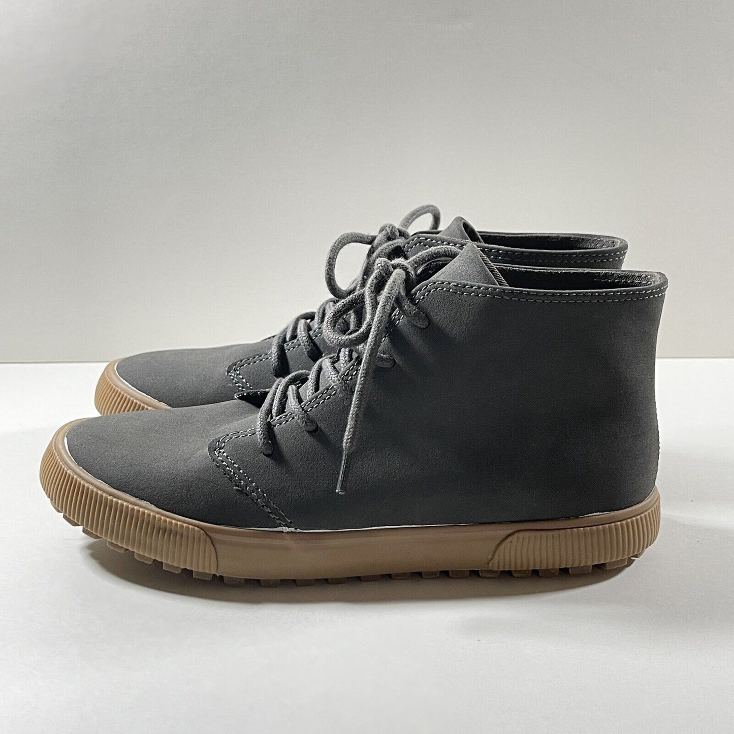 Cat & Jack Boys Casual Shoe Sneaker Chukka Boot Dark Gray Frank Size 4