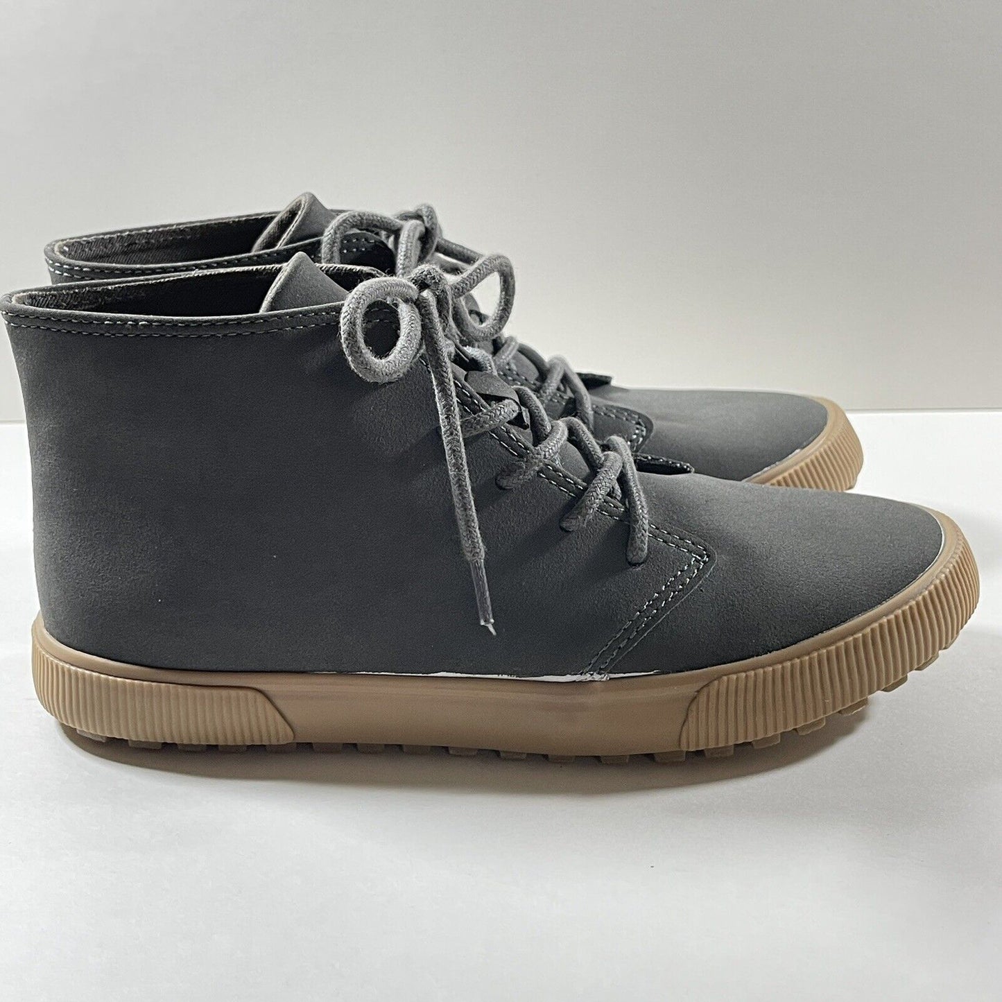 Cat & Jack Boys Casual Shoe Sneaker Chukka Boot Dark Gray Frank Size 4
