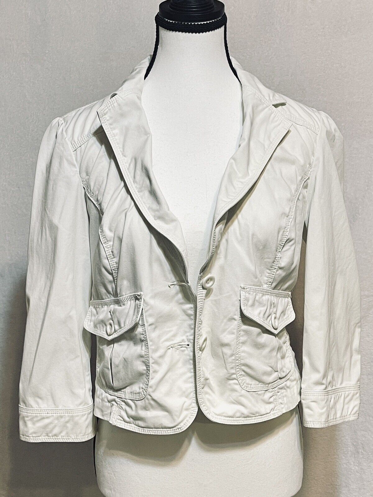White House Black Market Cropped Jacket Womens 8 WHBM White Utility Top Shacket