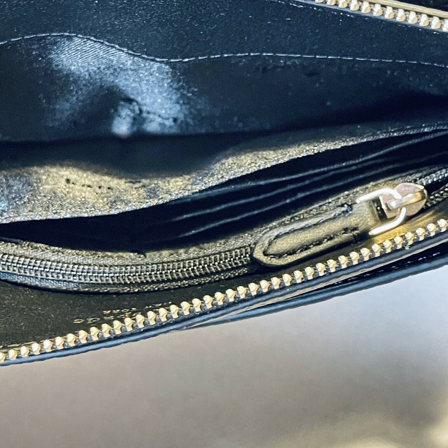 Kate Spade Leila Small Flap Crossbody Bag Pebbled Leather Pouch Purse Black Gold