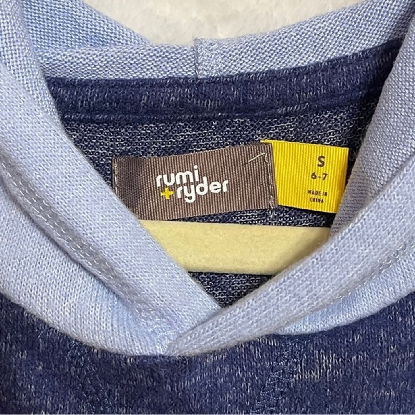 RUMI RYDER Hoodie Boys Size Small Blue Pullover Lightweight Sweatshirt Top