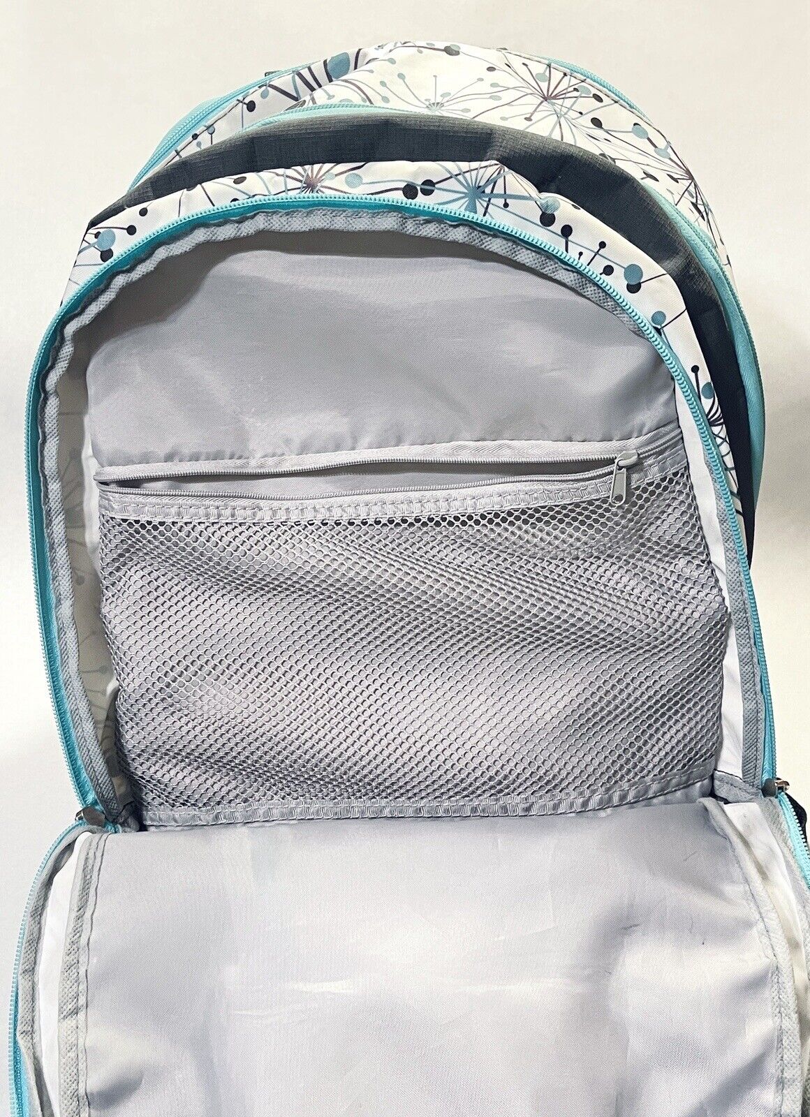 Eastsport Girls Backpack Large Novelty Print Teal White Gray Flaws