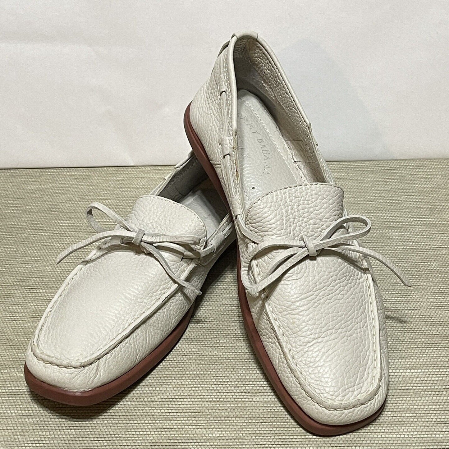 Tommy Bahama Mens Sz 10 M Barbados Boat Shoes Light Gray Leather Loafer Slip On