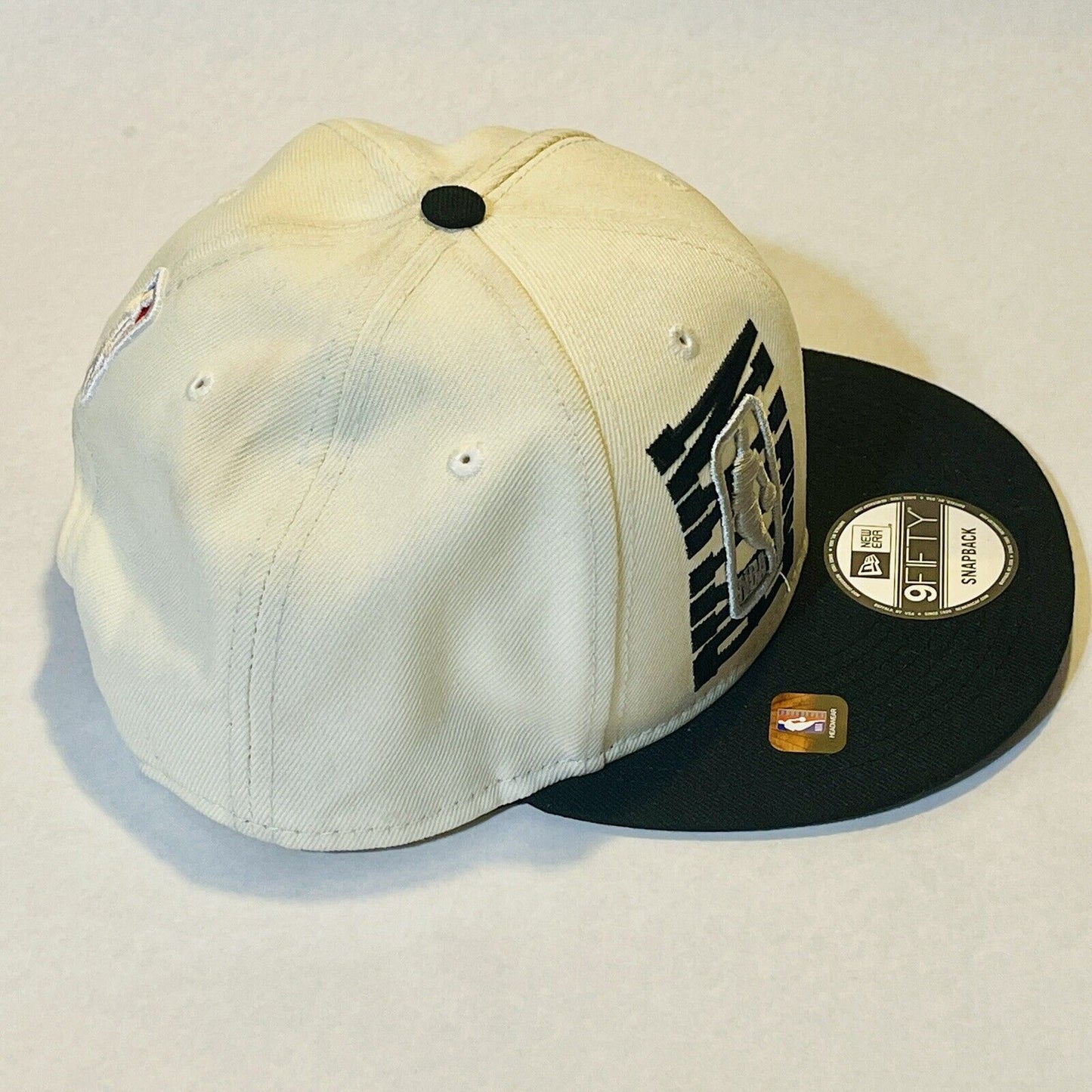 Brooklyn Nets Snapback Hat 9FIFTY New Era Black Beige Cap NBA Basketball Mens