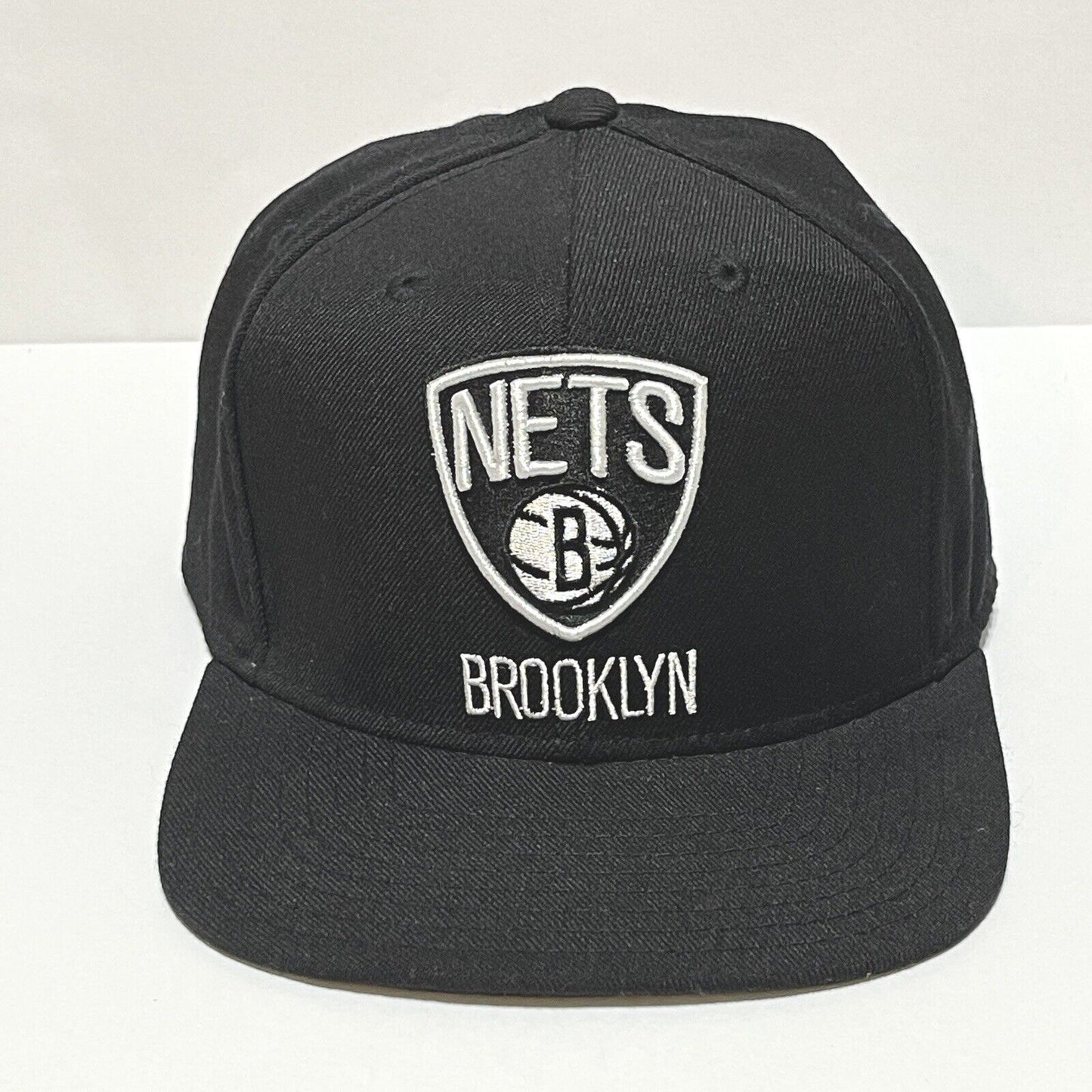 Brooklyn Nets Snapback Hat Adidas Black White NBA Basketball Mens 100% Wool Cap