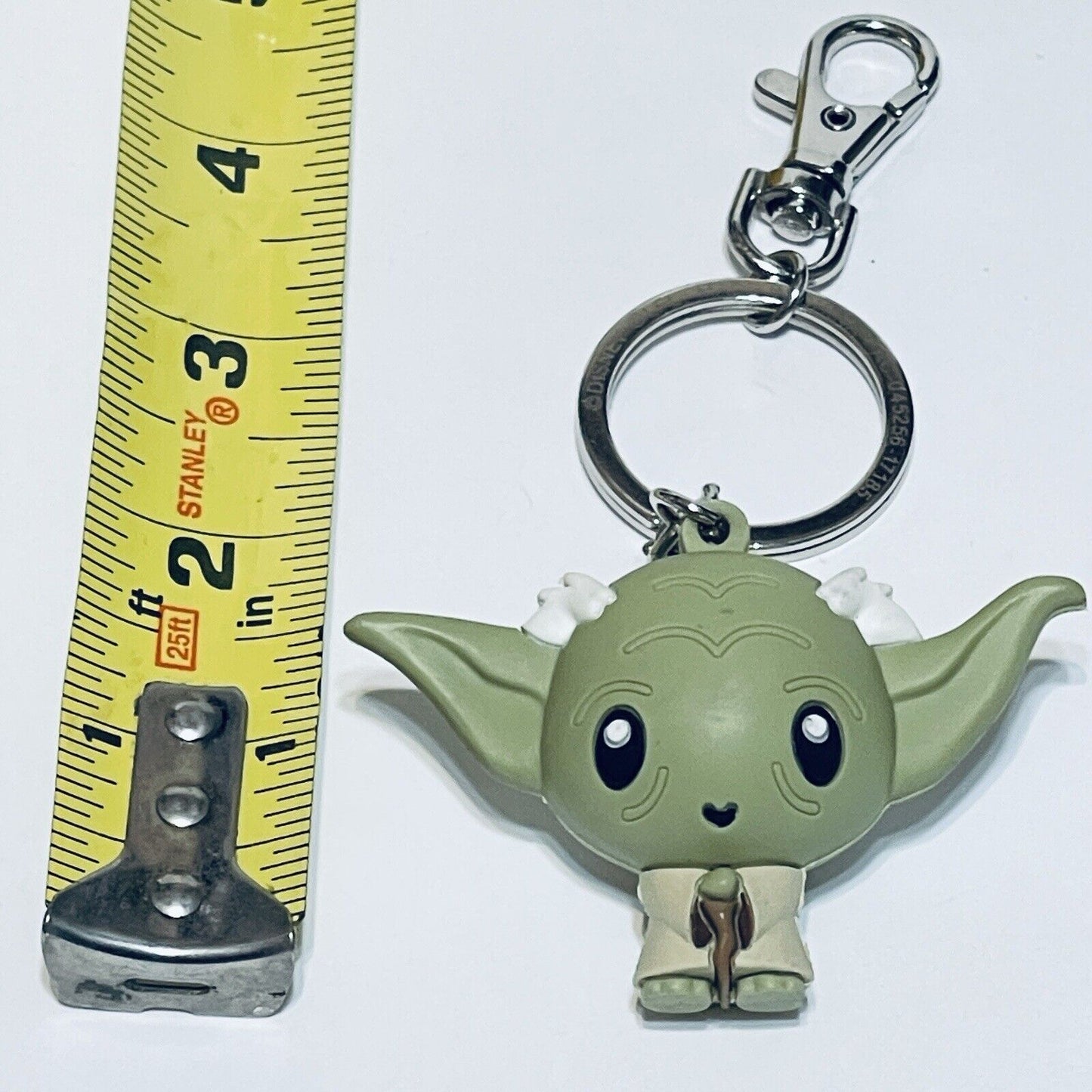 Disney Star Wars Master Yoda Keychain Jedi 2017 Lucasfilm Chibi Kawaii