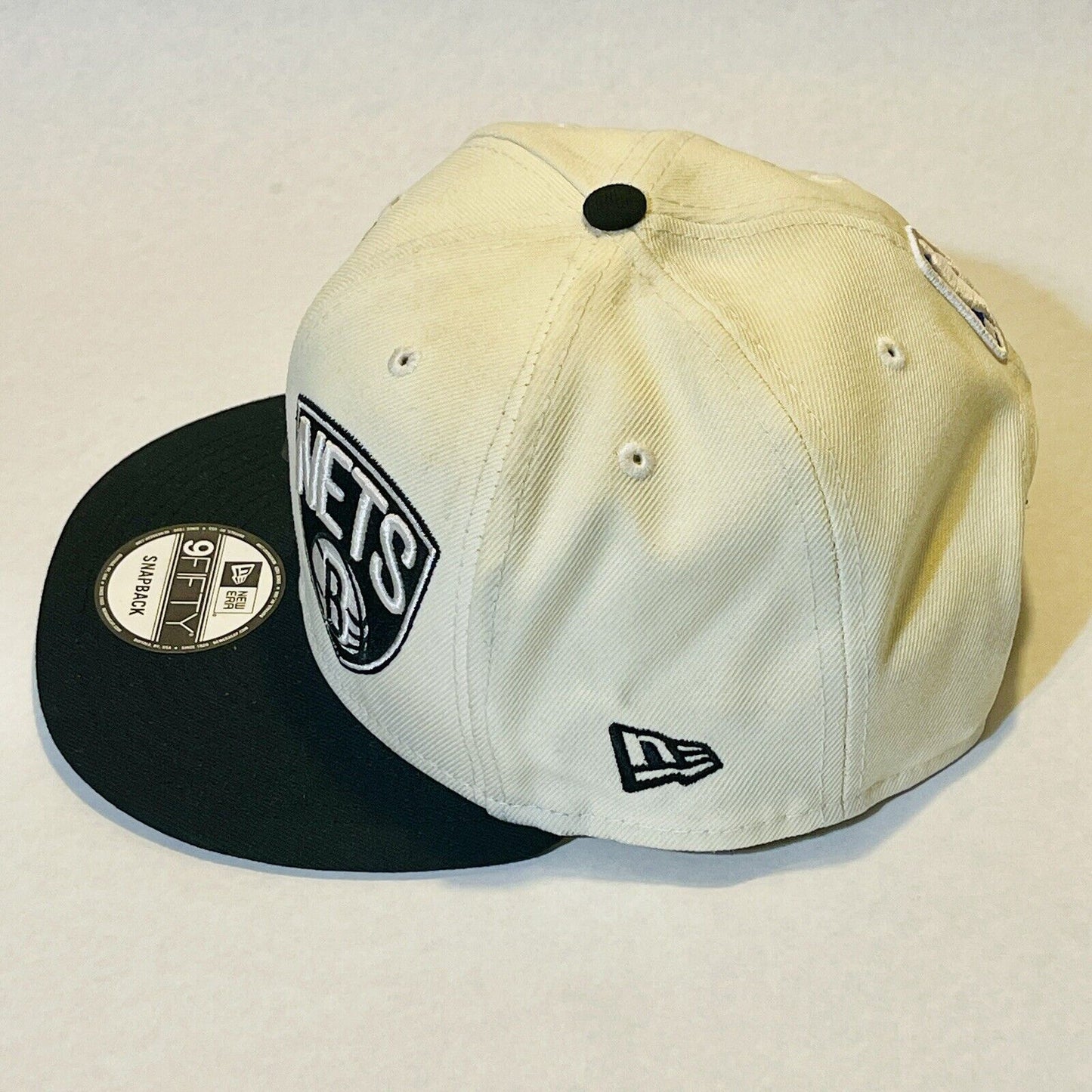 Brooklyn Nets Snapback Hat 9FIFTY New Era Black Beige Cap NBA Basketball Mens