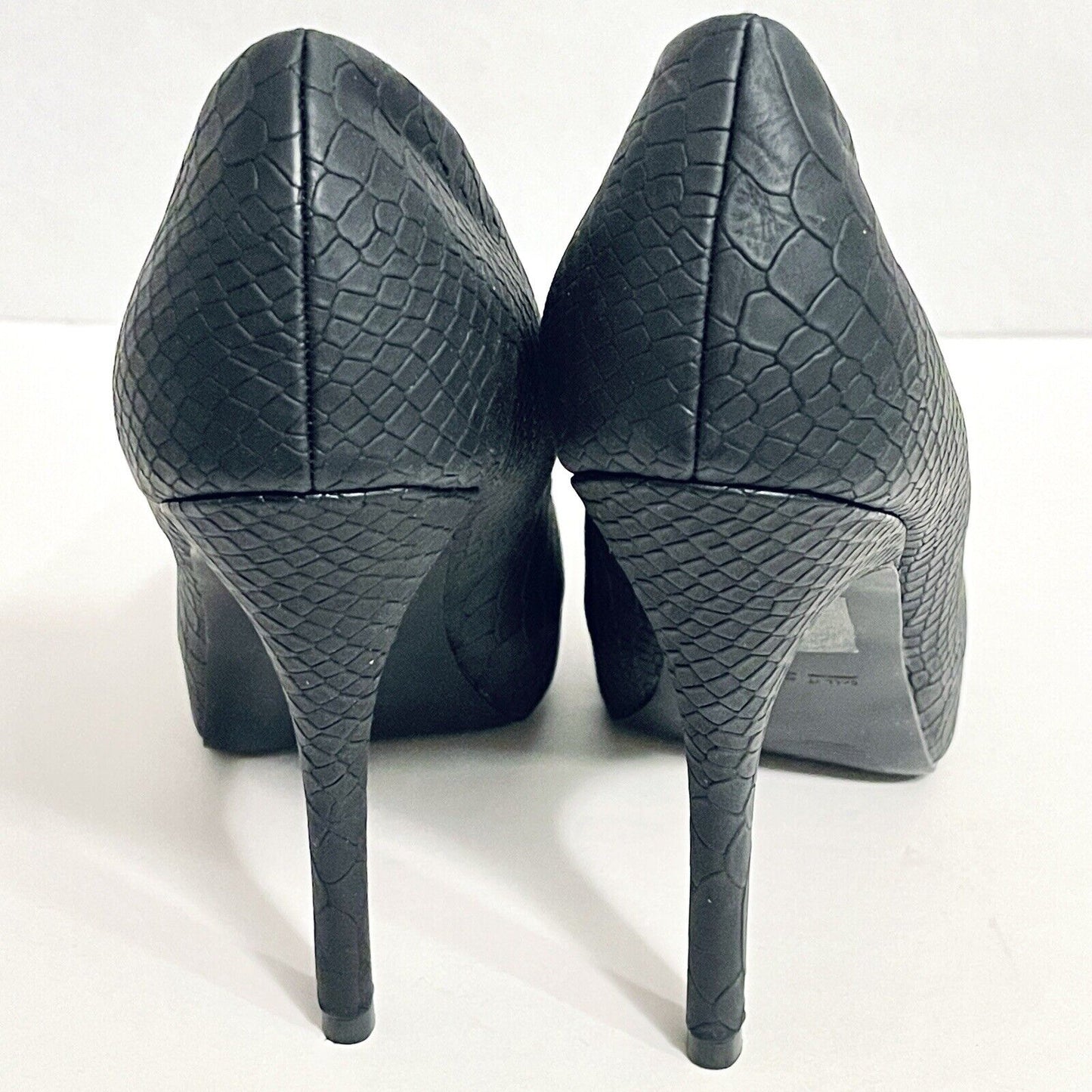 Call It Spring Platform Stiletto Heels Size 8 Black Vegan Leather Snakeskin Shoes