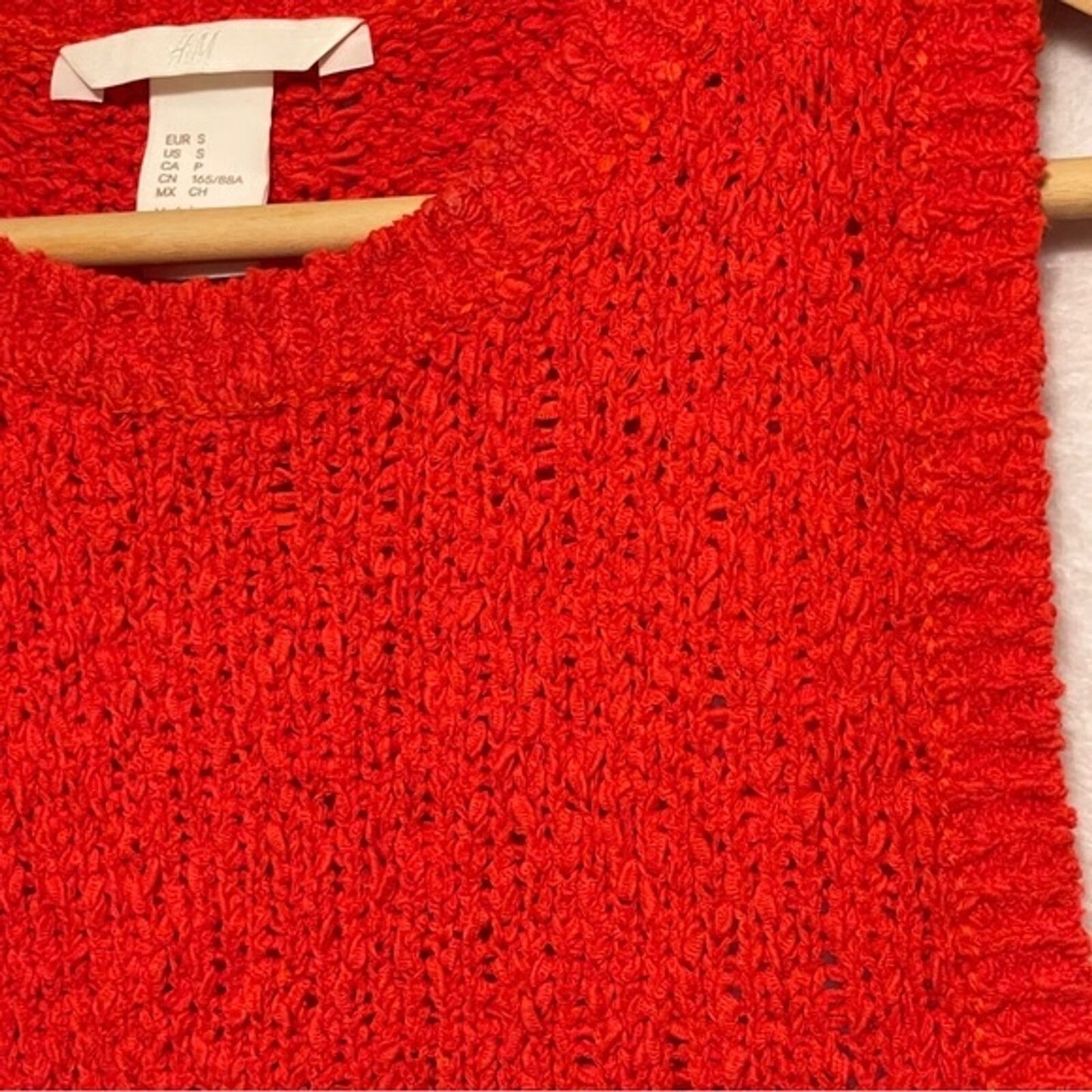 H&M Oversized Red Sweater Knit, Racer Back Tank Size Small Top
