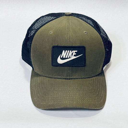 Nike Classic 99 Snapback Mesh Green 6 Panel Patch Hat Cap Trucker Adjustable