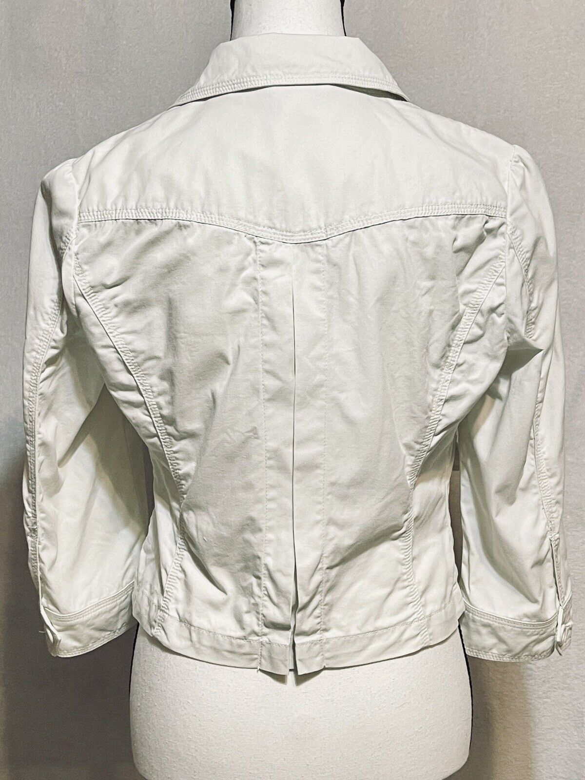 White House Black Market Cropped Jacket Womens 8 WHBM White Utility Top Shacket