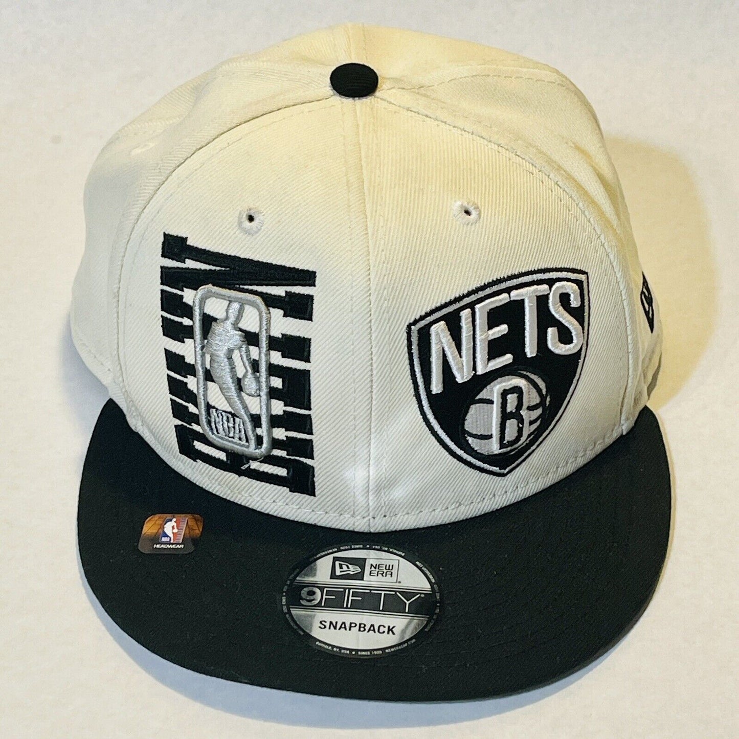 Brooklyn Nets Snapback Hat 9FIFTY New Era Black Beige Cap NBA Basketball Mens